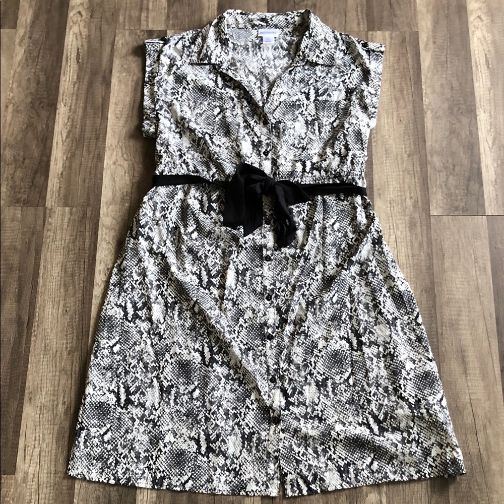 Motherhood Maternity Black and White Snake Print Dress L